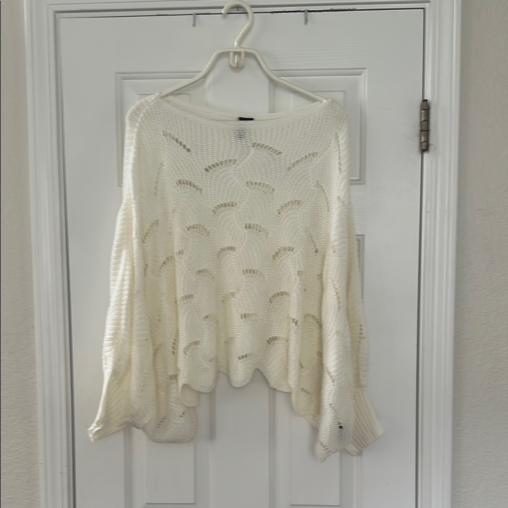 Elegant White Knit Sweater